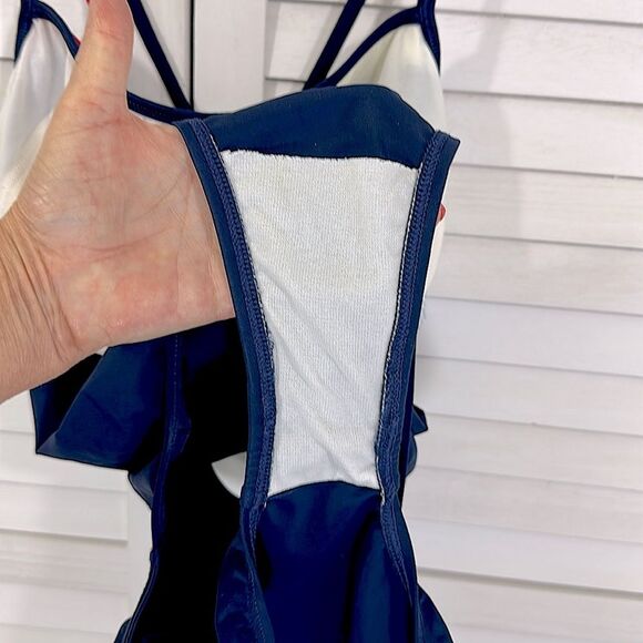 Tommy Hilfiger Size 14 One Piece Swimsuit - Picture 9 of 10
